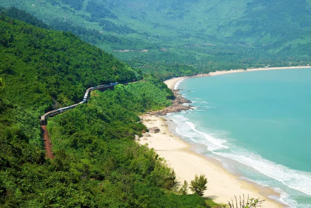 This iconic spot has appeared in many travel shows and is a dream for photographers and drone enthusiasts 